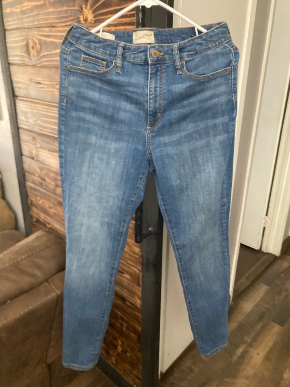 Woman’s Jeans Size 8/29